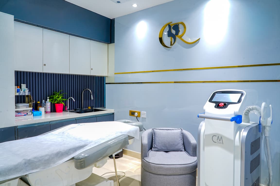 Cosmo Radiance Centre for Advanced Aesthetics & Longevity