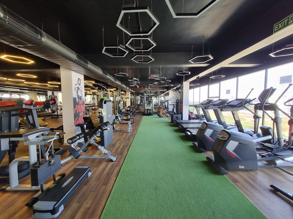 Fitness Zone - Available on Cult.fit | Best gym in Hafeezpet, Hyderabad