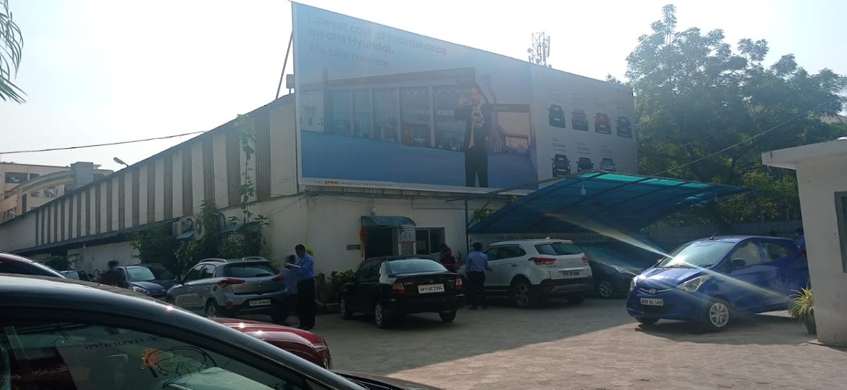 Lakshmi Hyundai Service Station