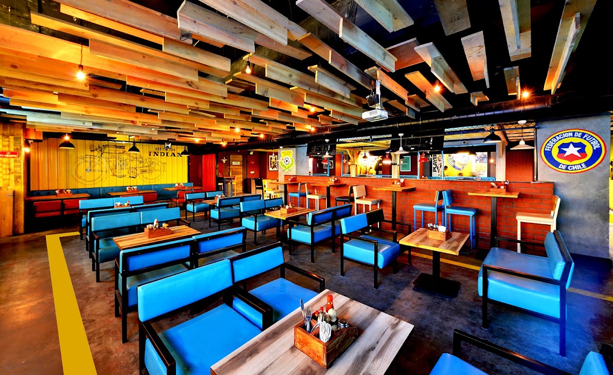 Over The Flow Sports Lounge Over The Flow Sports Lounge