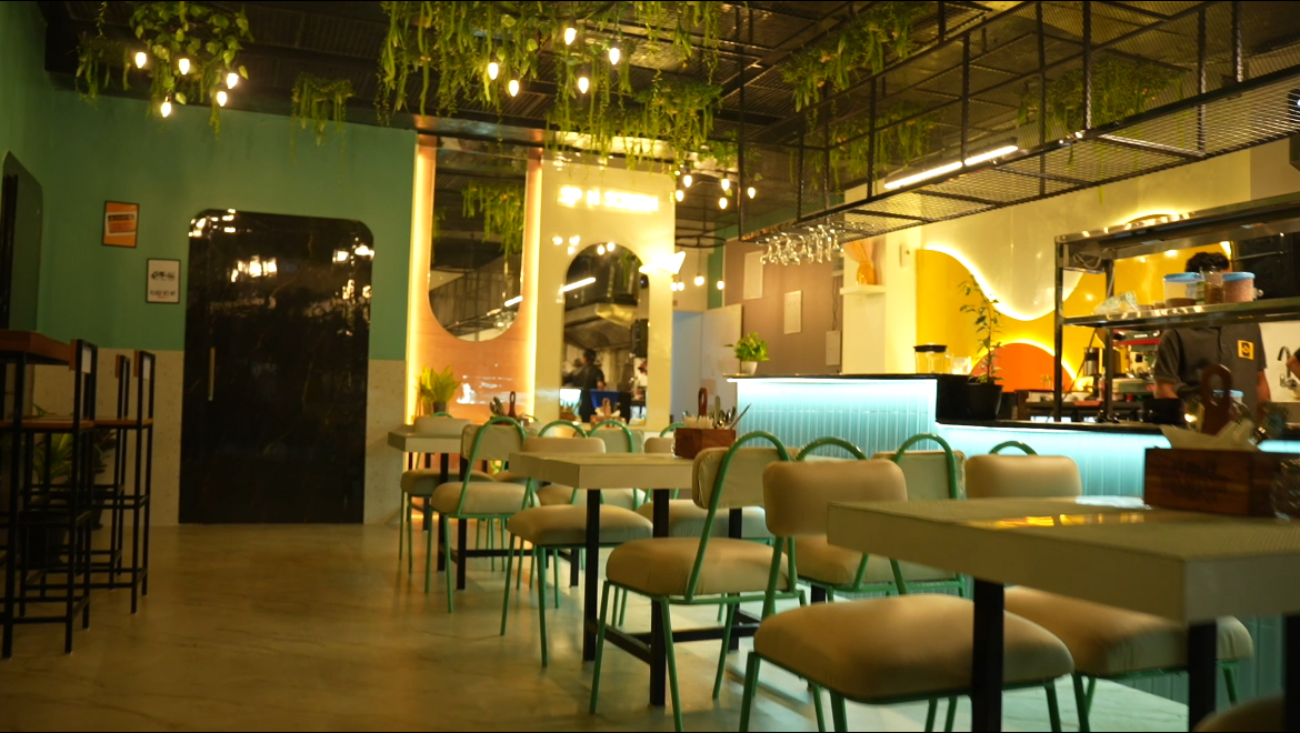 SIP N SCREEN - CAFE | PRIVATE THEATRE | CELEBRATIONS SIP N SCREEN - CAFE | PRIVATE THEATRE | CELEBRATIONS